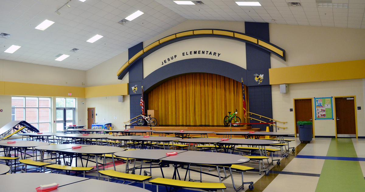 Rent Lunchroom in Jesup