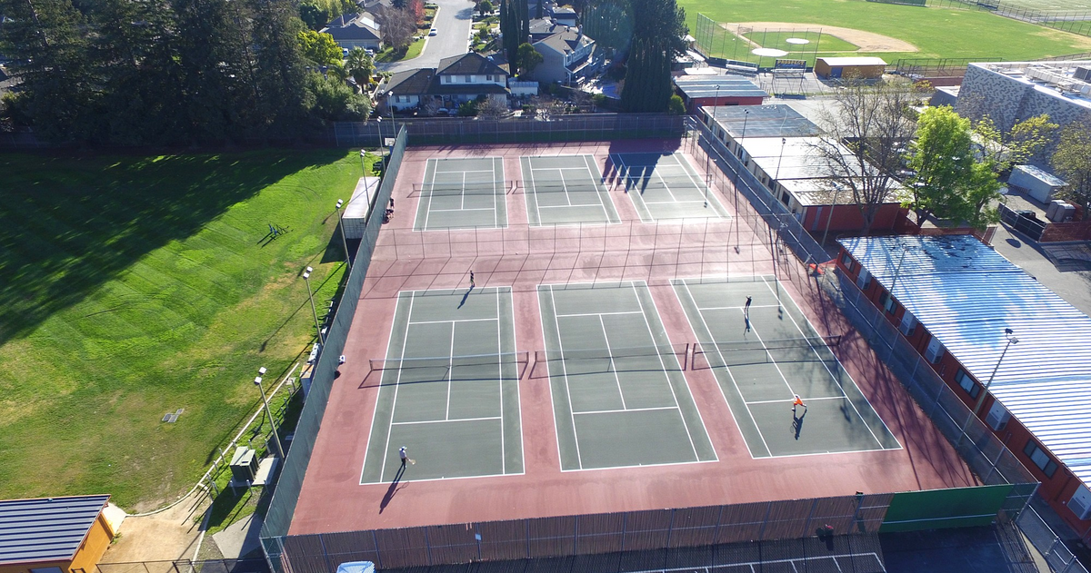 Rent Tennis Courts in Saratoga