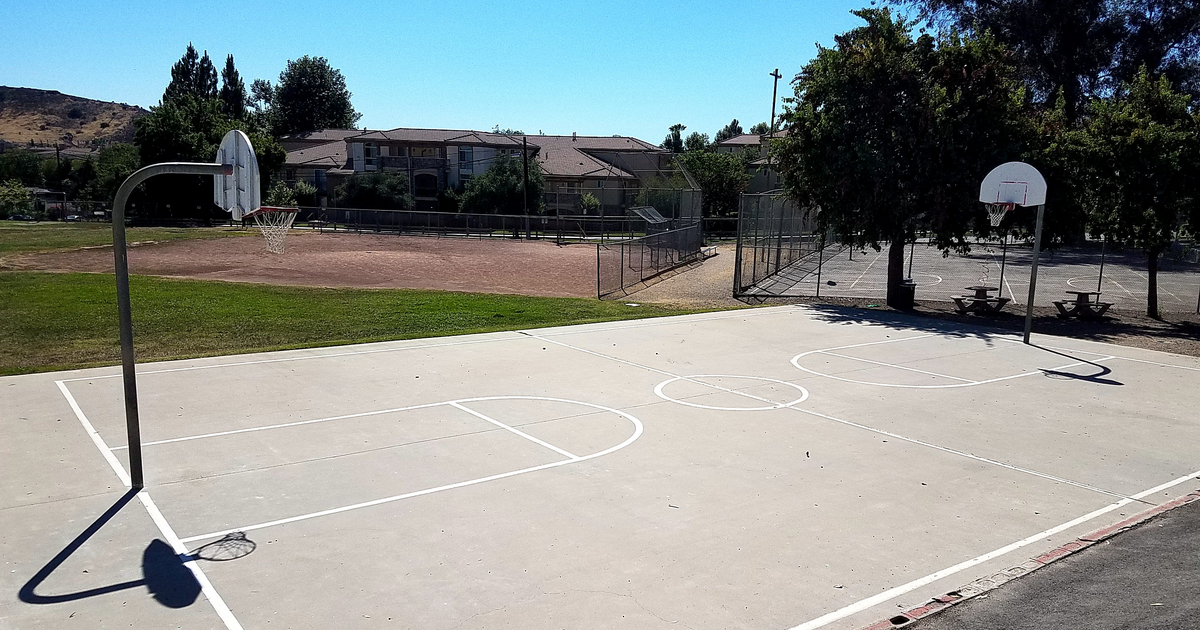 Rent Blacktop / Basketball Courts 1 in Thousand Oaks