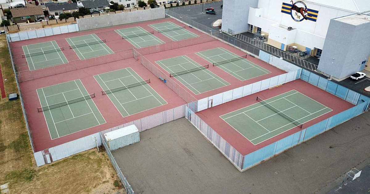 Rent Tennis Courts in Newark