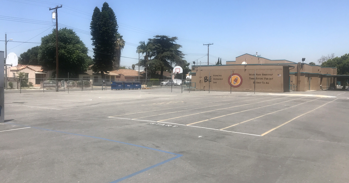 Rent Parking Lot in Compton