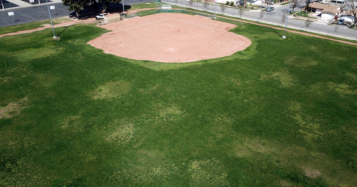 Rent Field Softball in Canyon Country