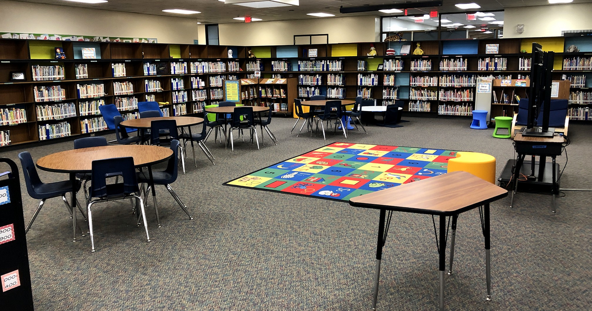Rent Library in Klein