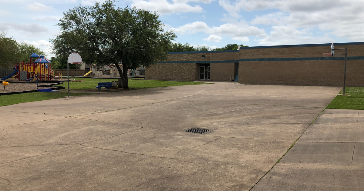 Rent a Basketball Courts (Outdoor) in Sugar Land TX 77479