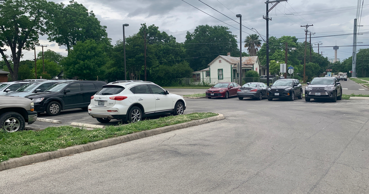 Rent Parking Lot (Cap46/HA2) in San Antonio