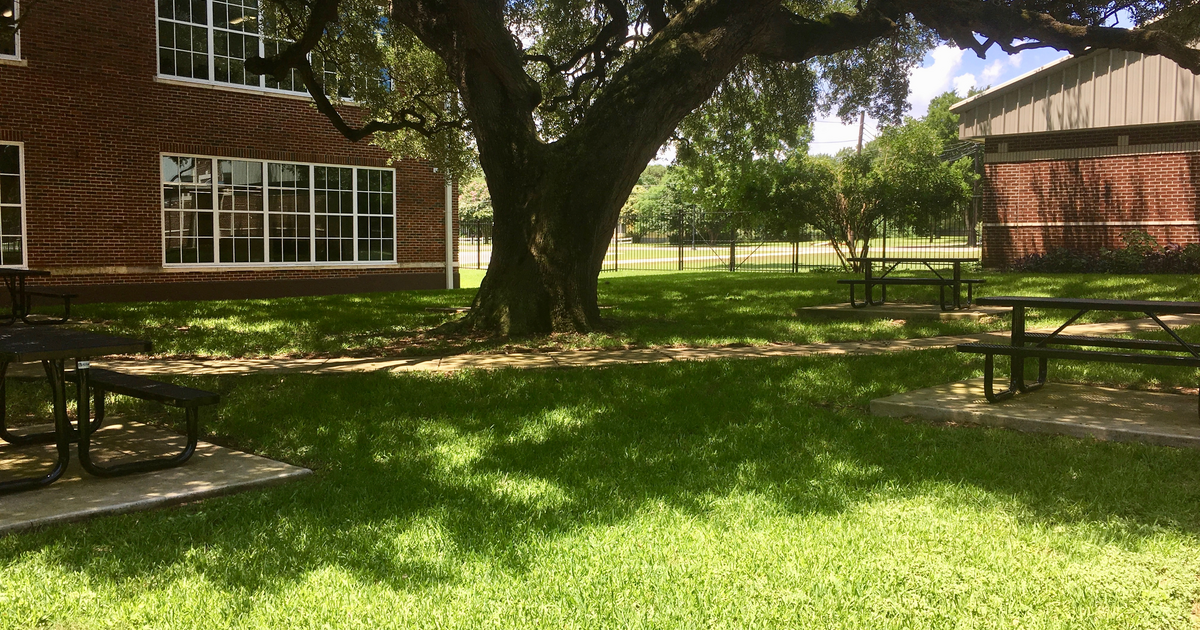 Rent a Outdoor Area in Lockhart TX 78644