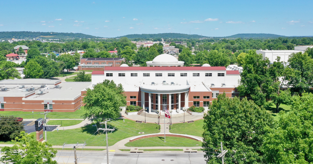 Rent fields, gyms, theaters and more in Springdale