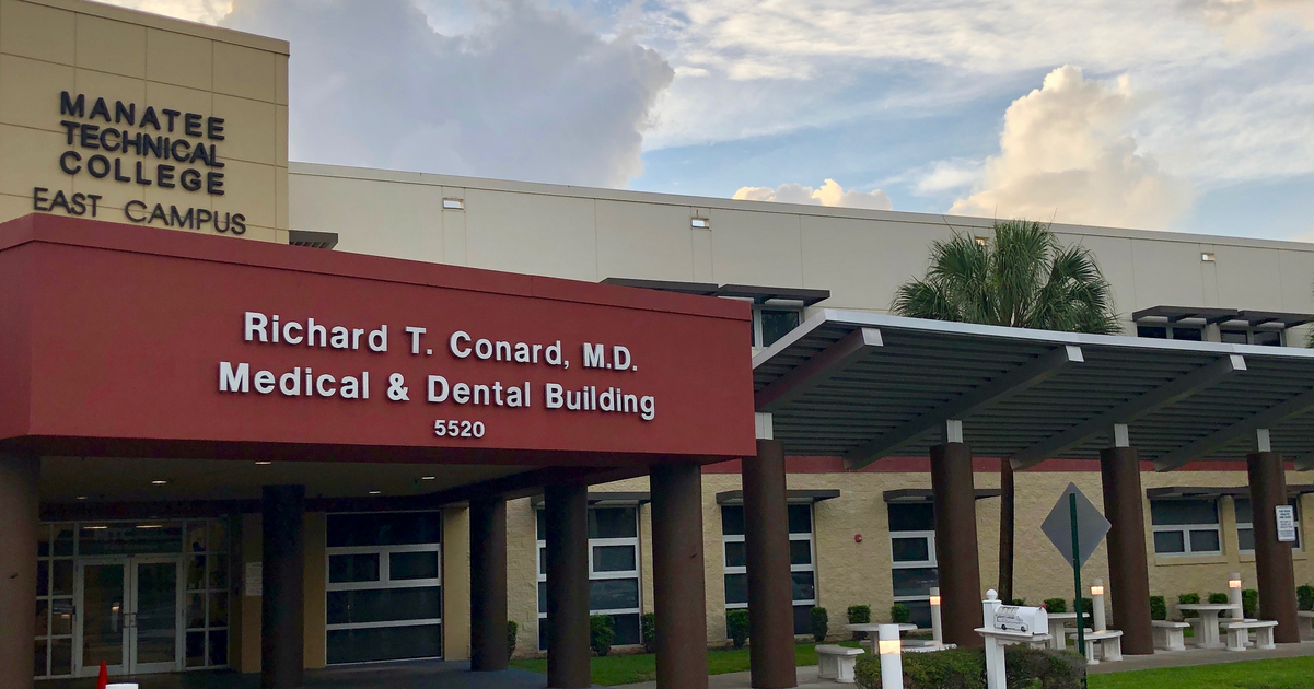 Rent fields, gyms, theaters and more in Bradenton