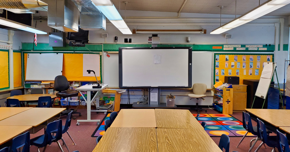 Rent Classroom Standard in San Diego