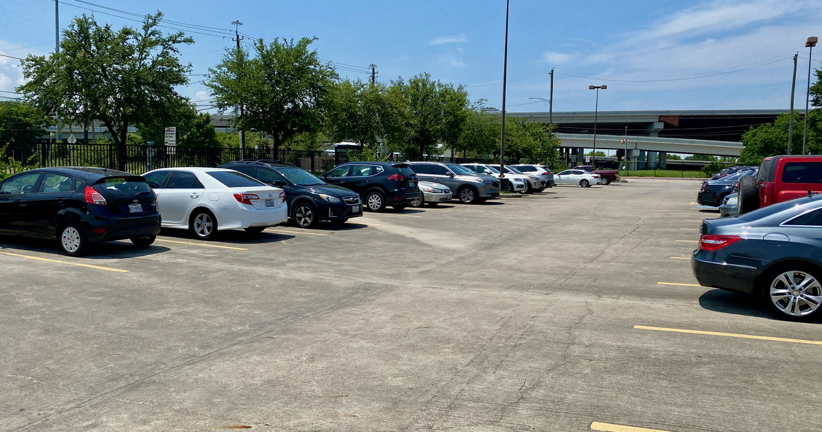 Rent a Parking Lot (Small) in Houston TX 77020