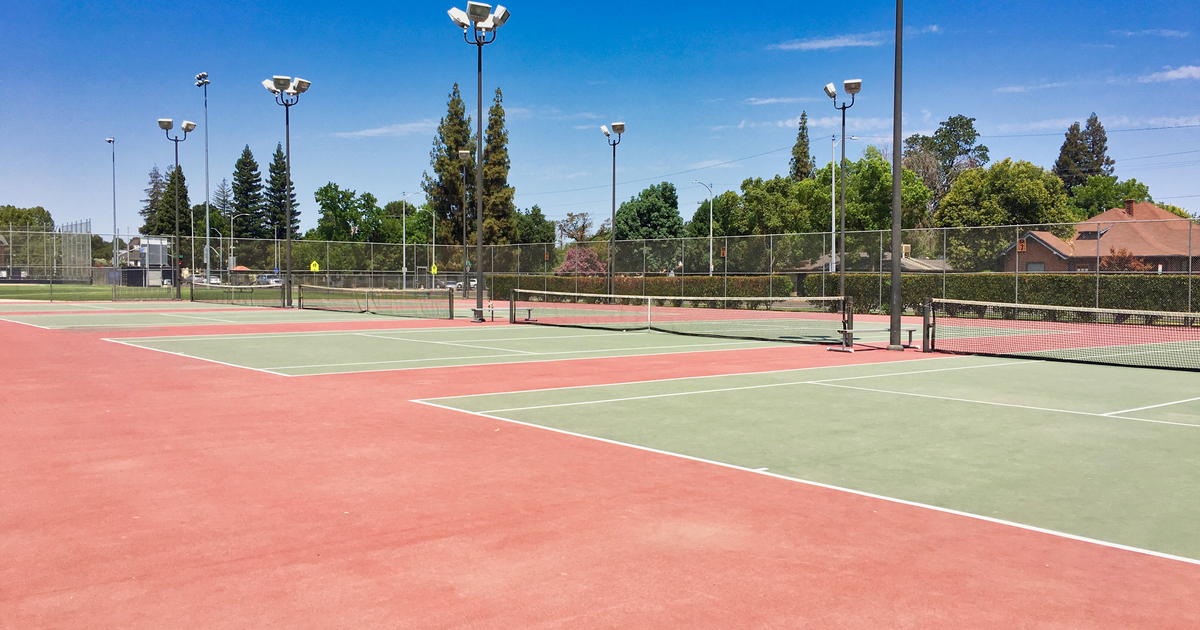 Rent Tennis Courts 2 in Visalia