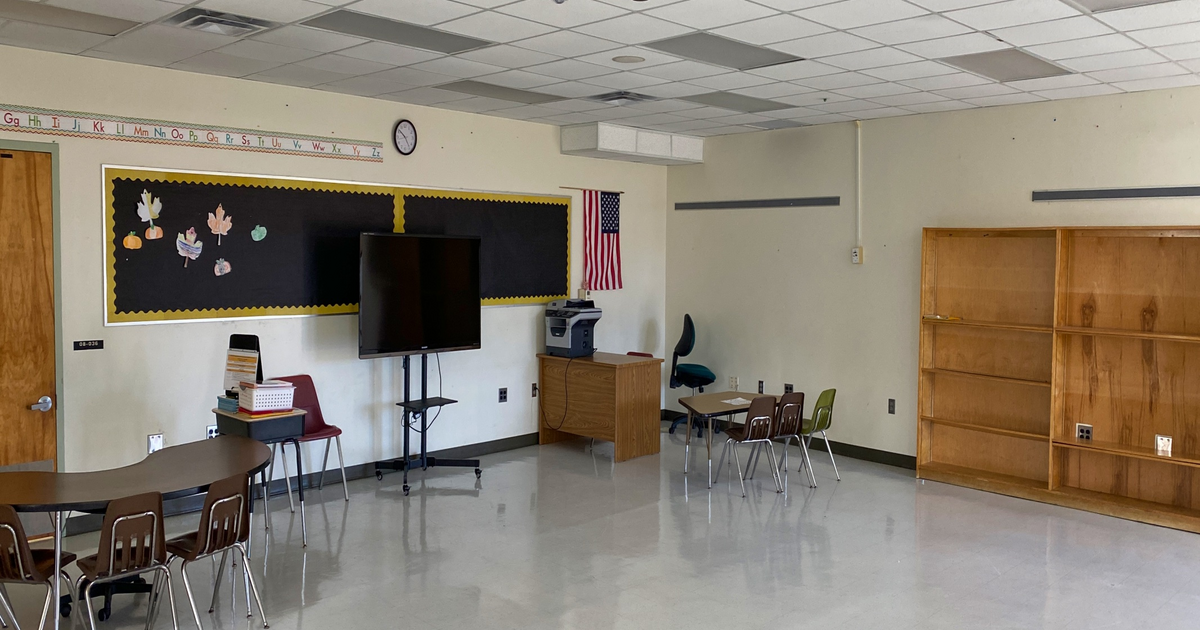 Rent Classroom Standard in DeLeon Springs