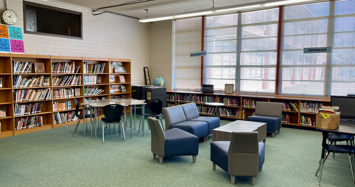 Rent a Library (Small) in Austin TX 78702