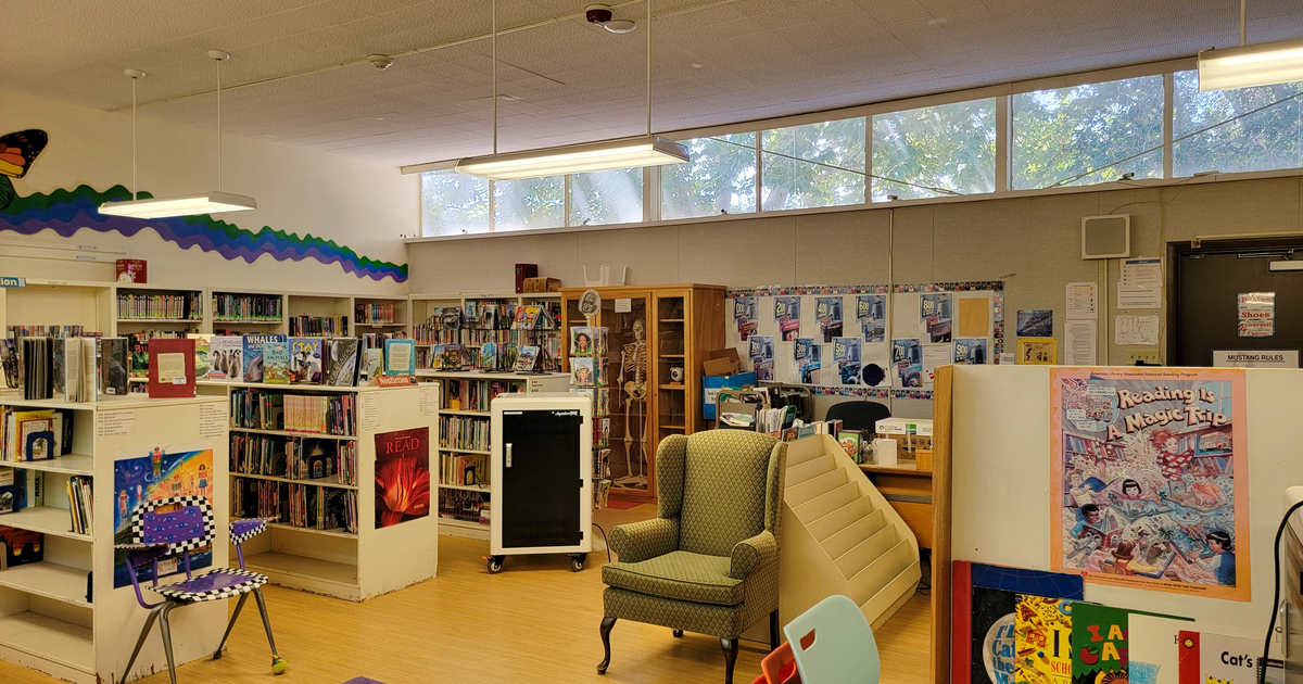 Rent Library in Ojai