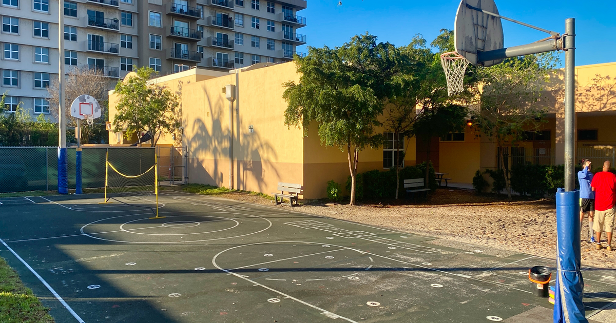 Rent a Basketball Courts (Outdoor) in Fort Lauderdale FL 33316