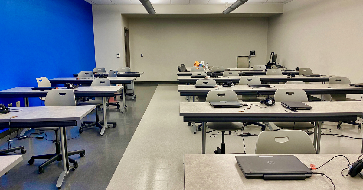 Rent Computer Lab 1207 in Columbus