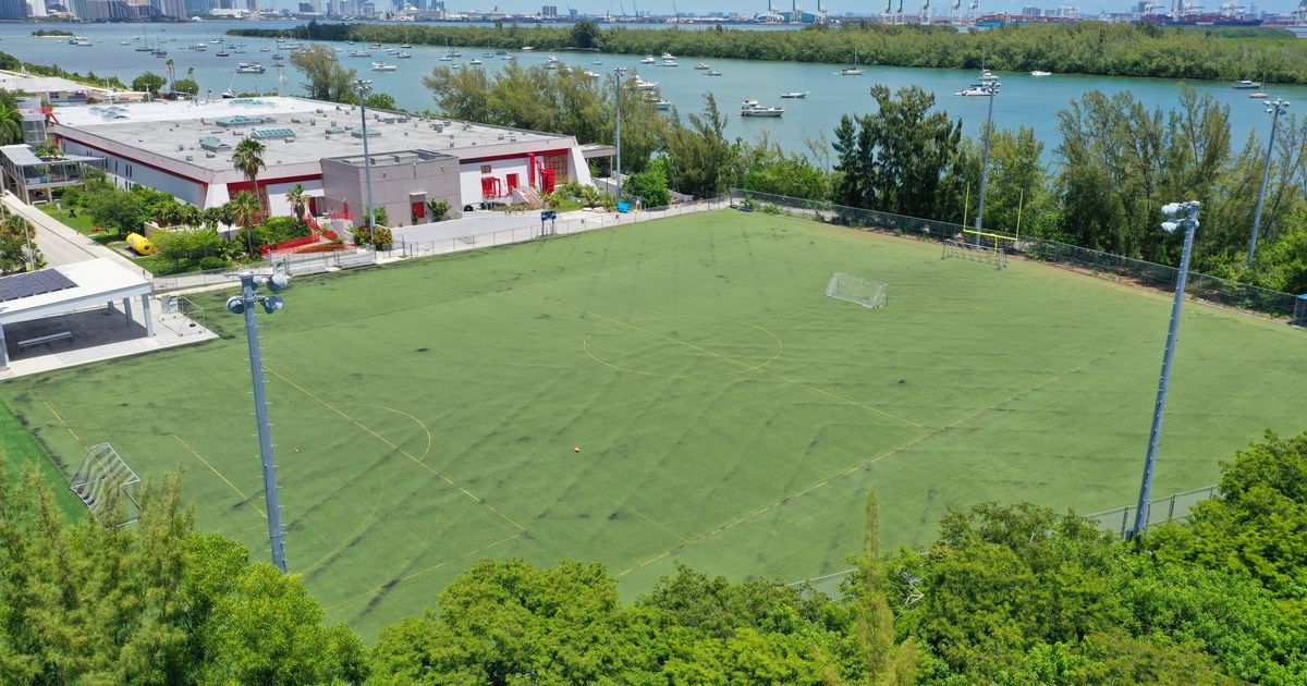 Rent Field - Practice in Miami