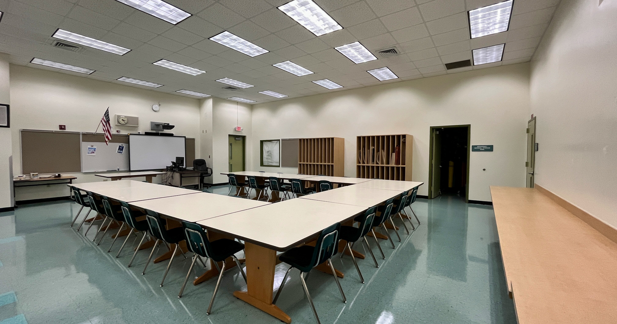 Rent Art Room in Miami