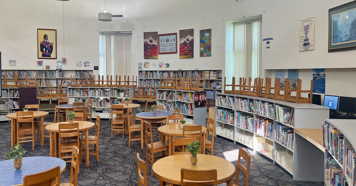 Rent Library in Miami