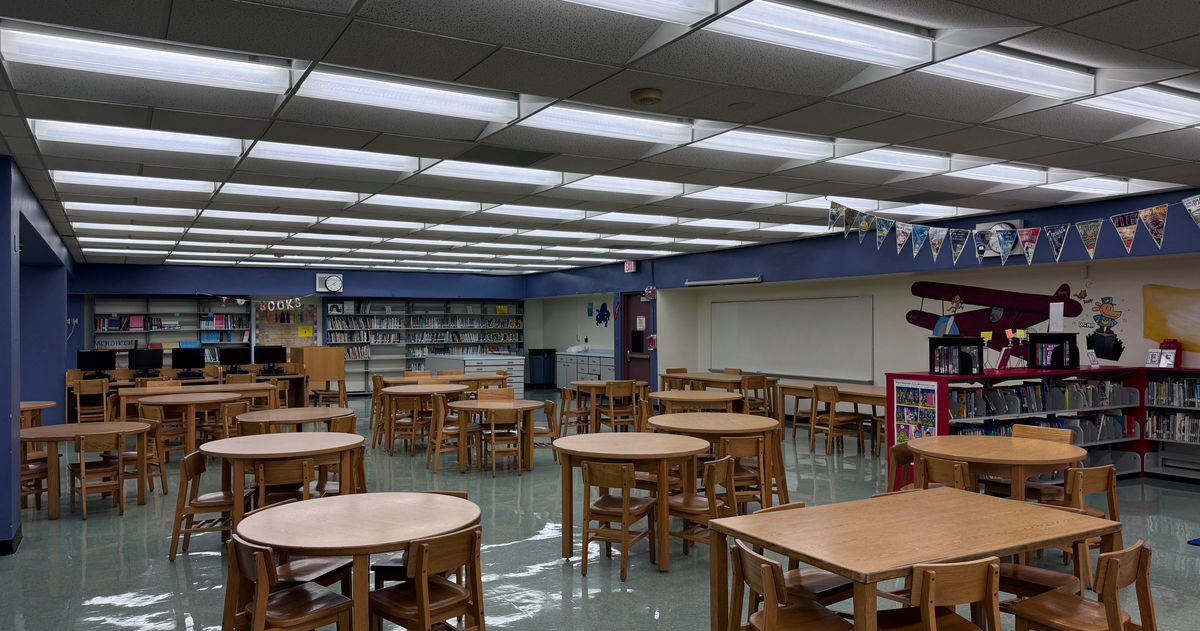 Rent Library in Hialeah