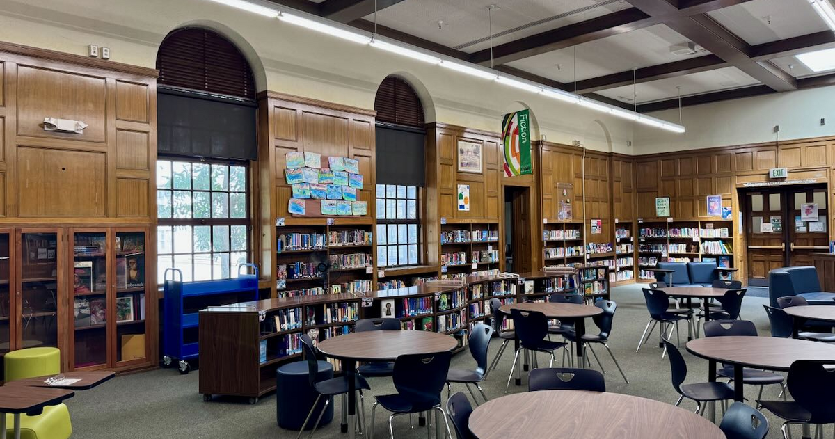 Rent Library in Altadena