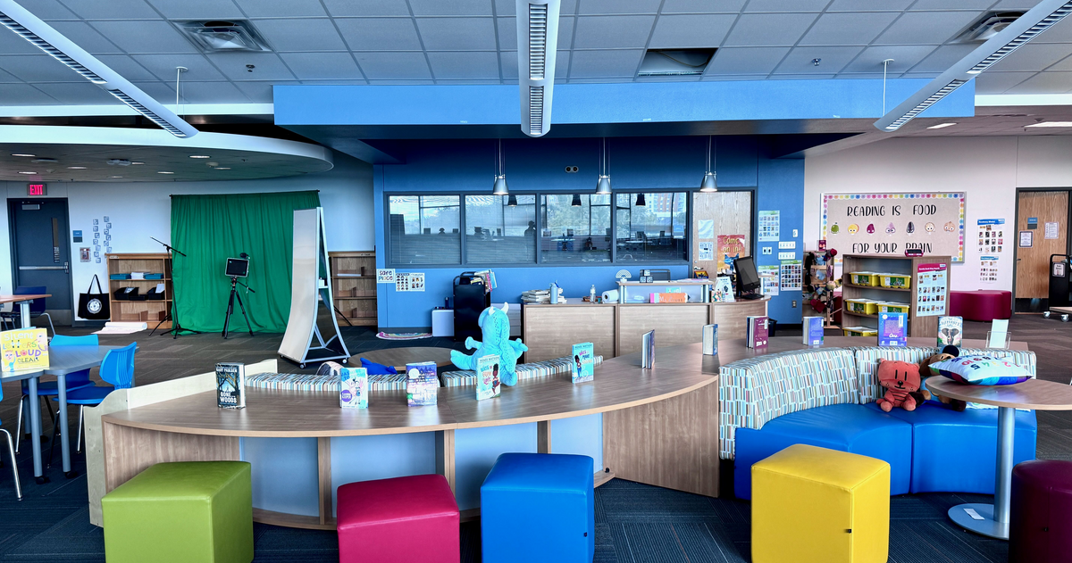 Rent Library in Addison