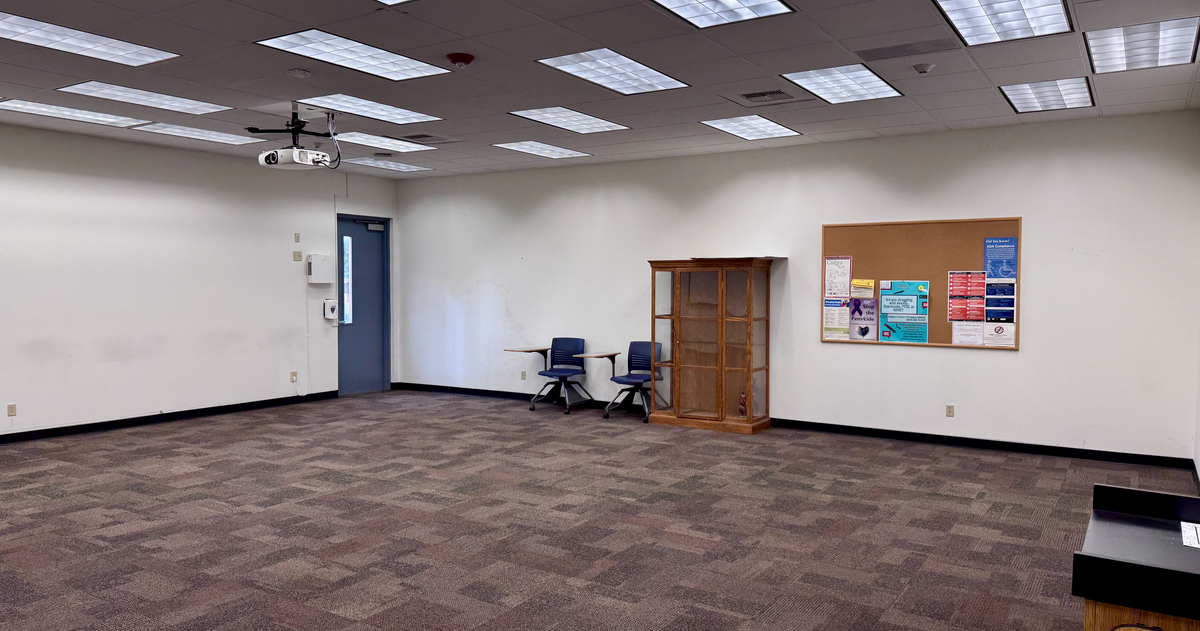 Rent Room 1254 - Classroom in San Jacinto