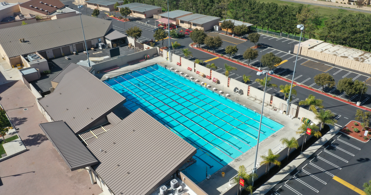 Rent Pool in Irvine