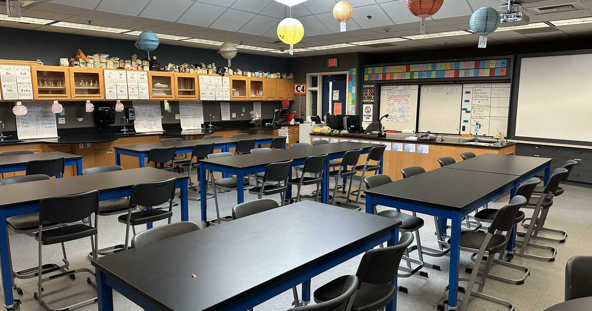 Rent Science Room in Irvine