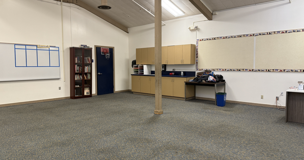 Rent Science Lab in Irvine