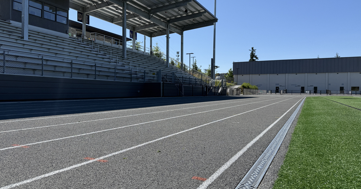 Rent Track in Federal Way