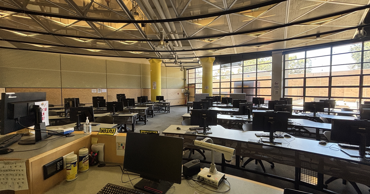 Rent Computer Lab in Oakland