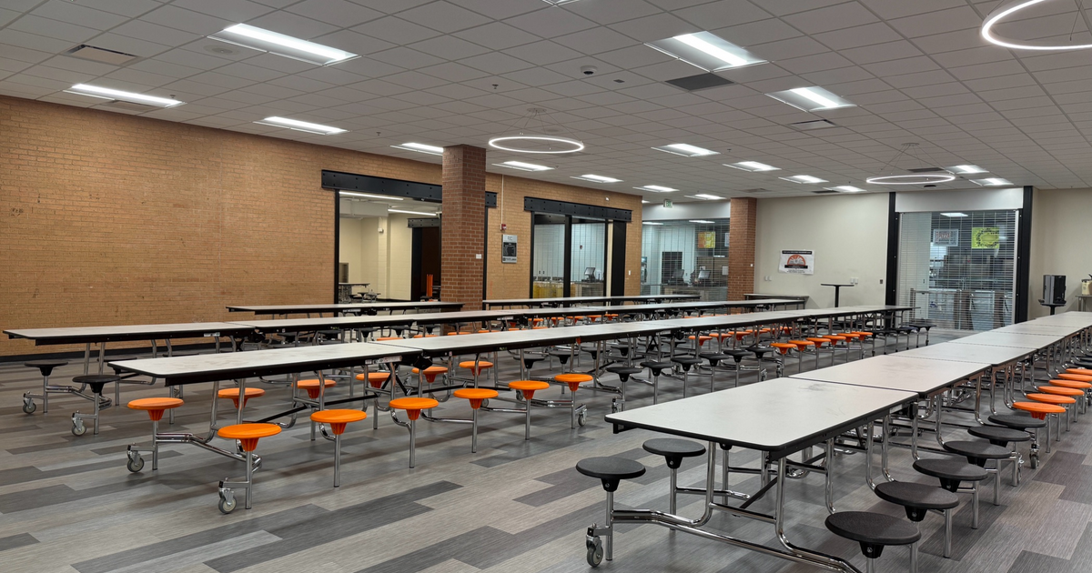 Rent Cafeteria in Warr Acres