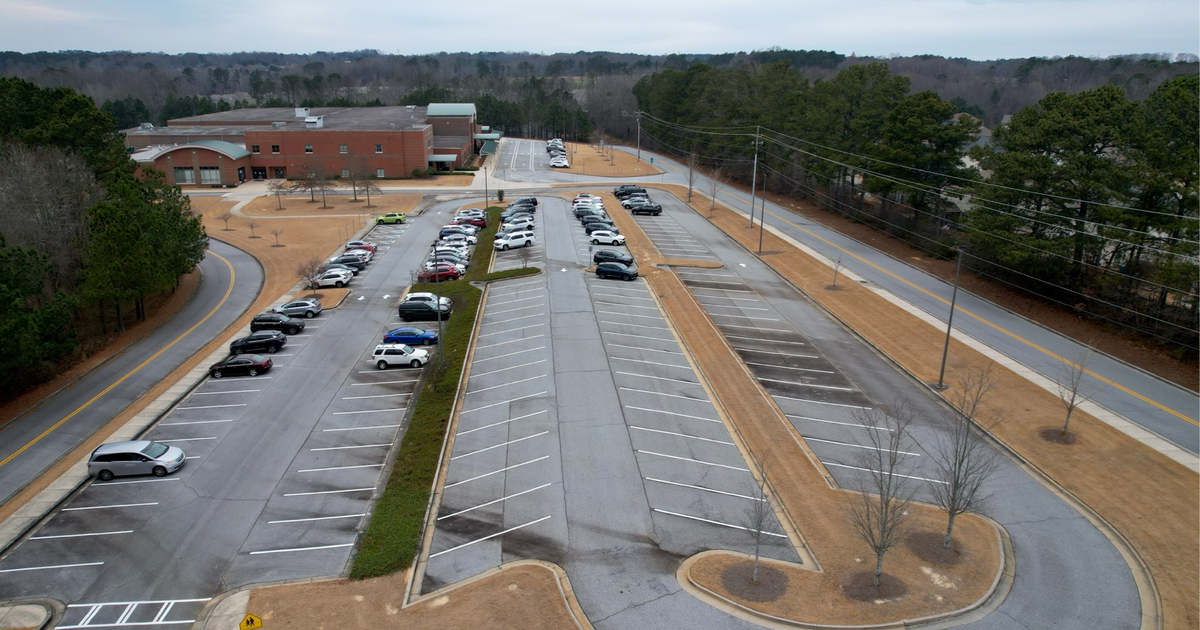 Rent Parking Lot - Side in Dacula
