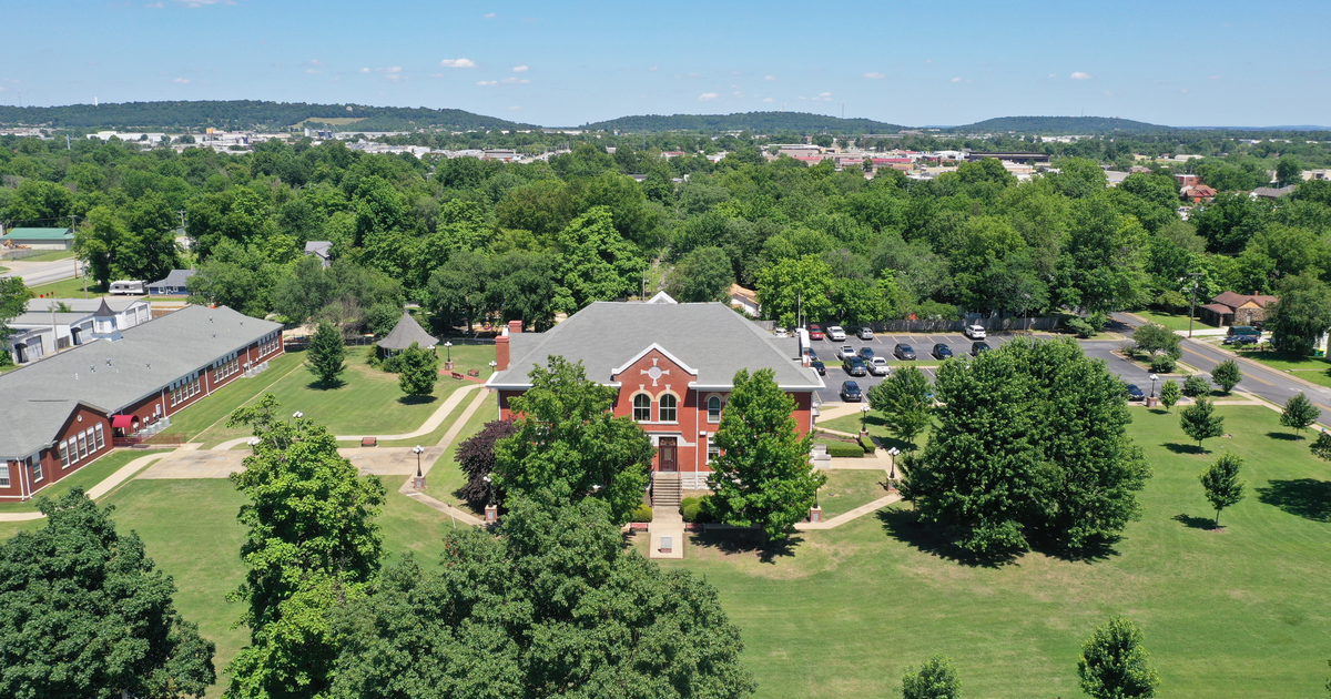 Rent fields, gyms, theaters and more in Springdale