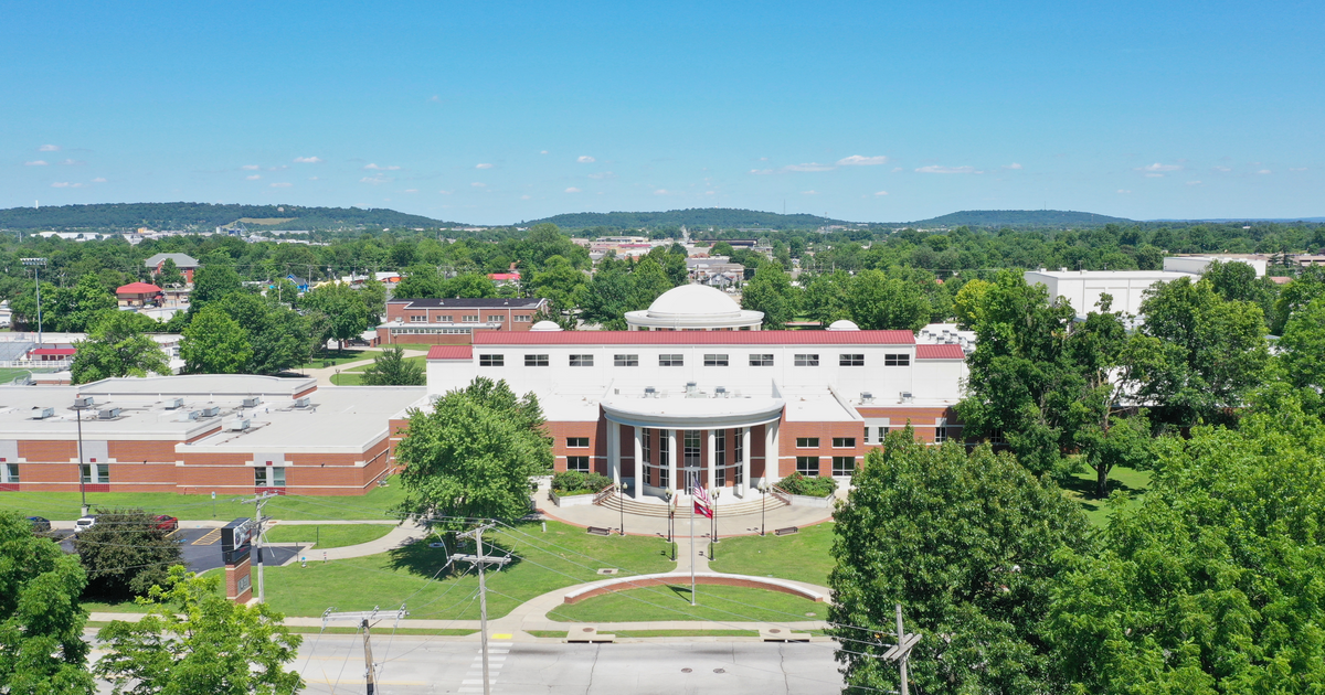 Rent fields, gyms, theaters and more in Springdale