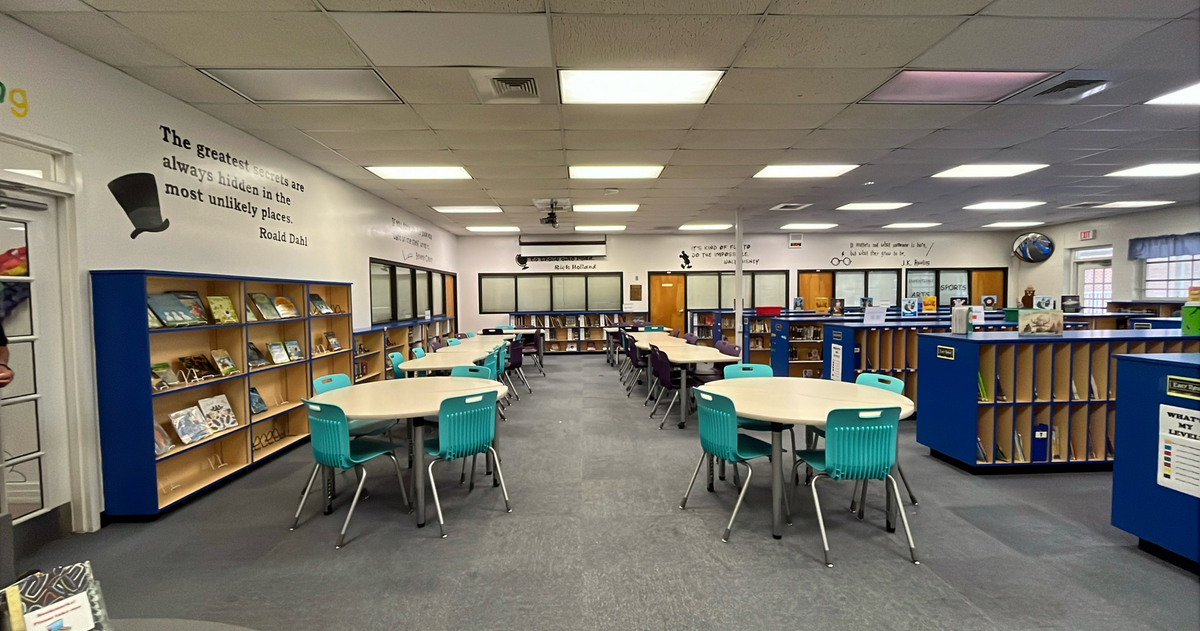Rent Library in Highland City